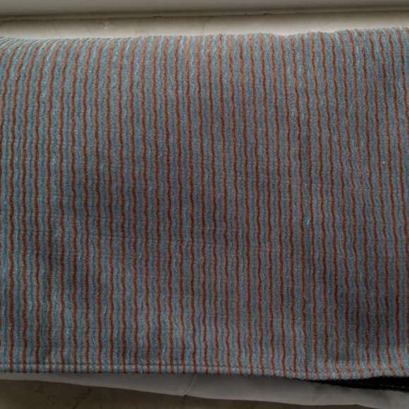 KING SIZE -- BED SKIRT + 2 SHAMS ** BRAND NEW ** - Picture 6 of 6